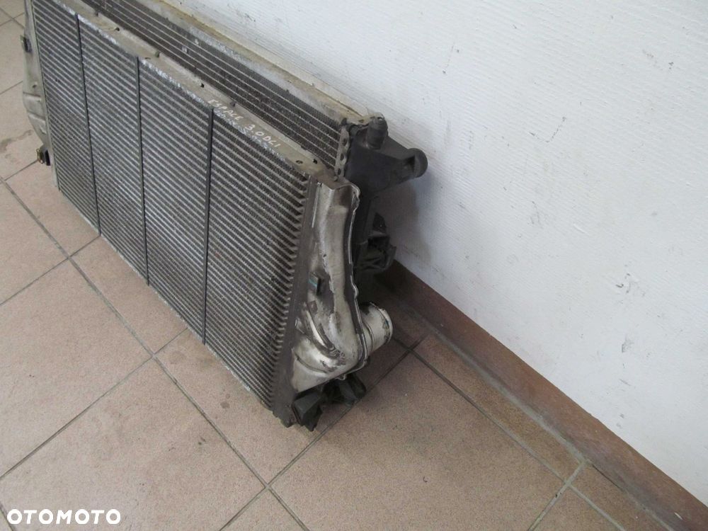 RENAULT ESPACE IV 3.0 DCI CHLODNICA WENTYLATOR - 2