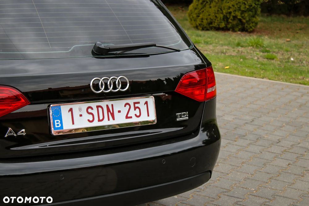 Audi A4 Avant - 17
