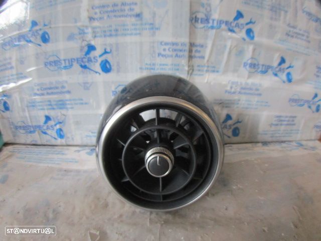 Grelha Friso 8X1820901 AUDI A1 SPORTBACK 8X FASE 2  2017 1.6TDI 115CV 5P PRETO FE GRE VENTILAÇÃO - 1