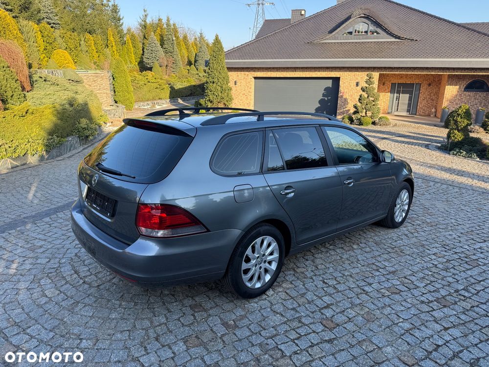 Volkswagen Golf 1.6 TDI Comfortline - 7