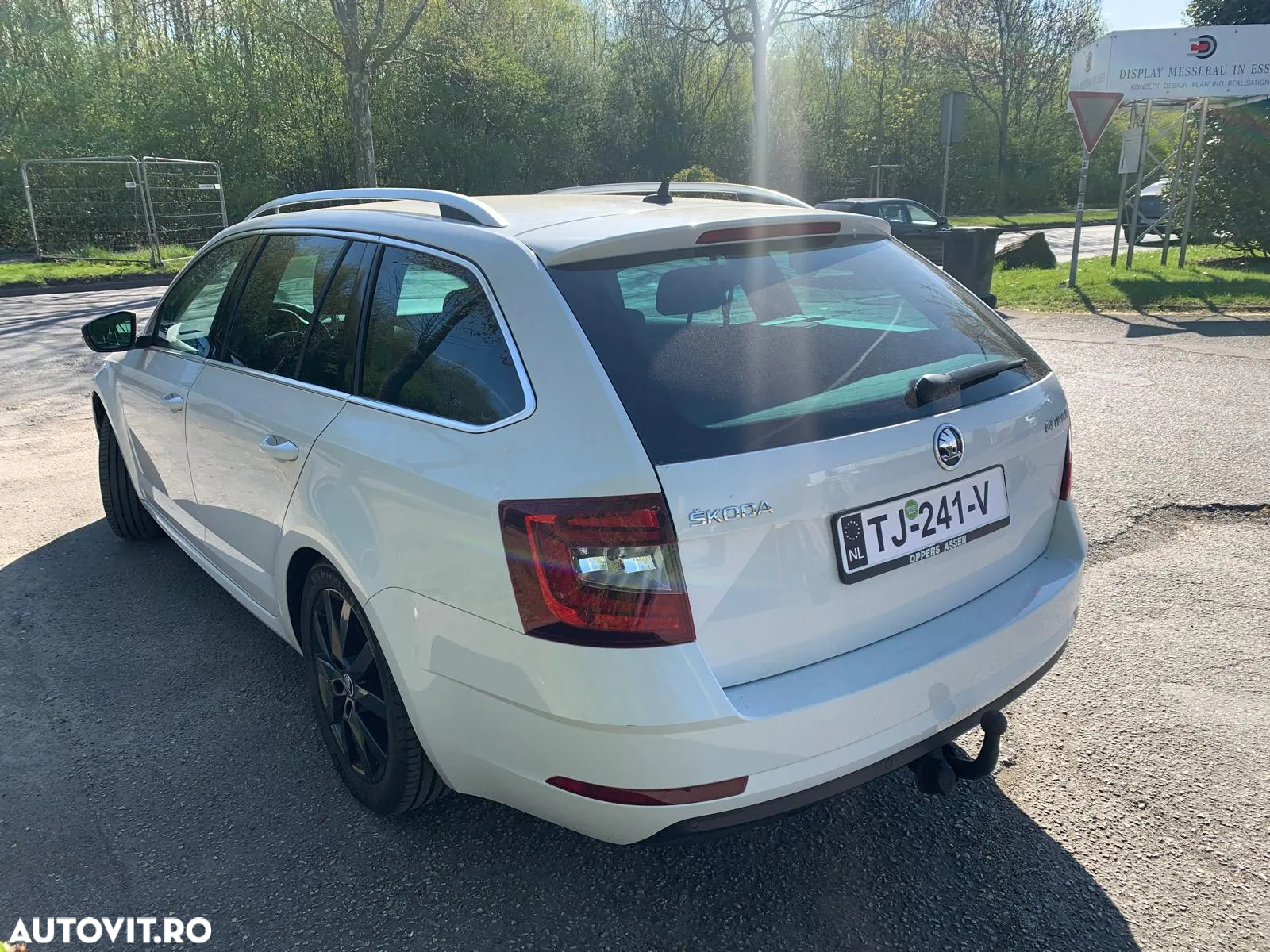 Skoda Octavia Combi Diesel 1.6 TDI Style - 13
