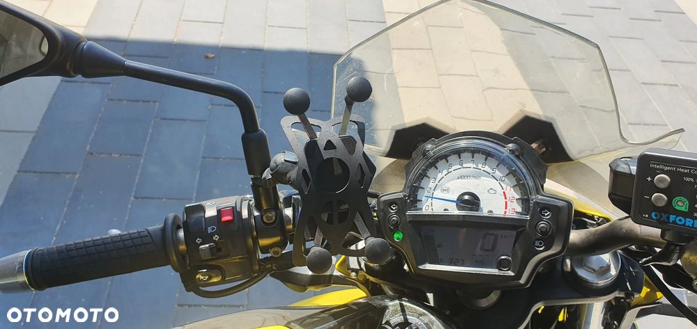 Kawasaki ER - 7