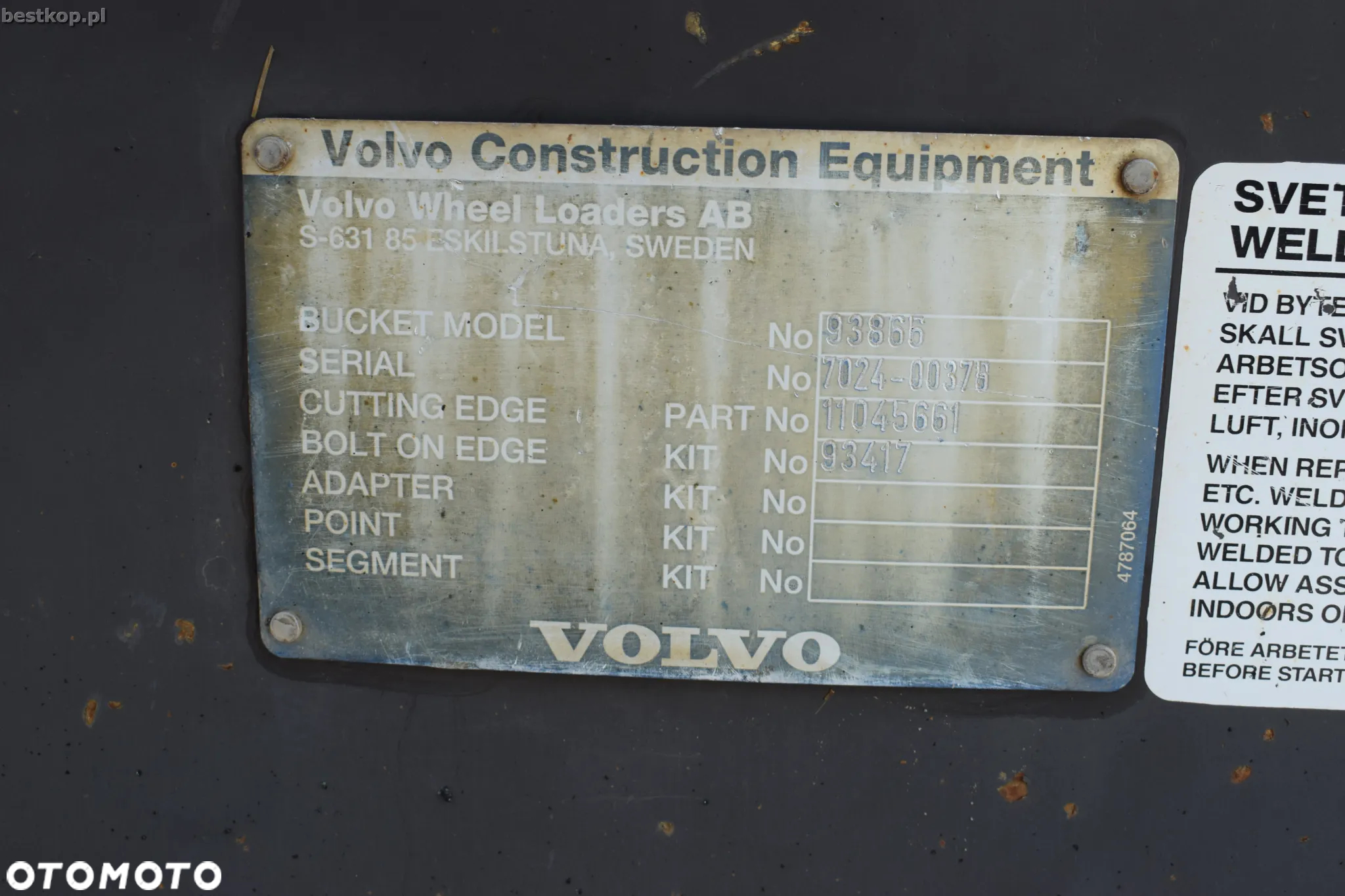 Volvo L90F - 16