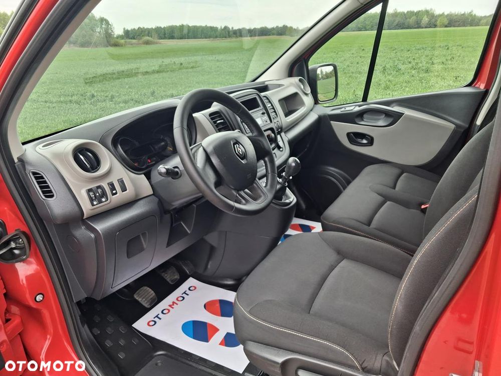 Renault Trafic - 17
