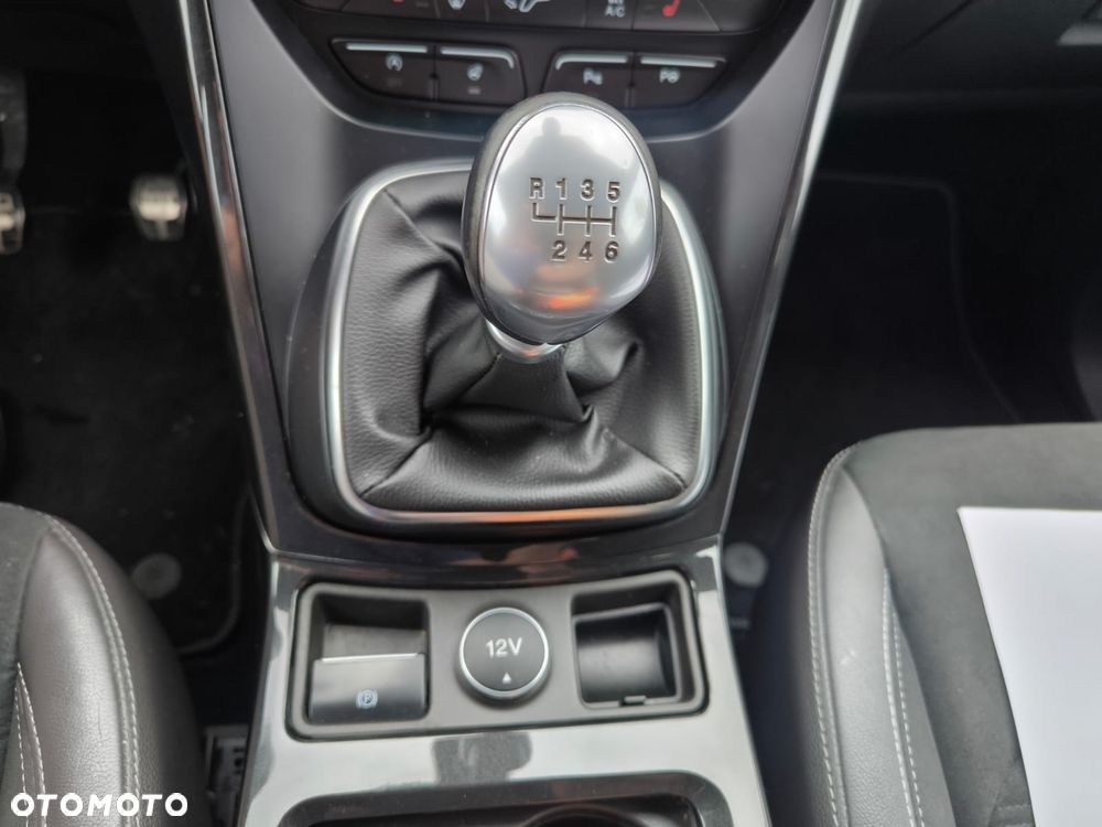 Ford Kuga 2.0 TDCi AWD ST-Line - 7