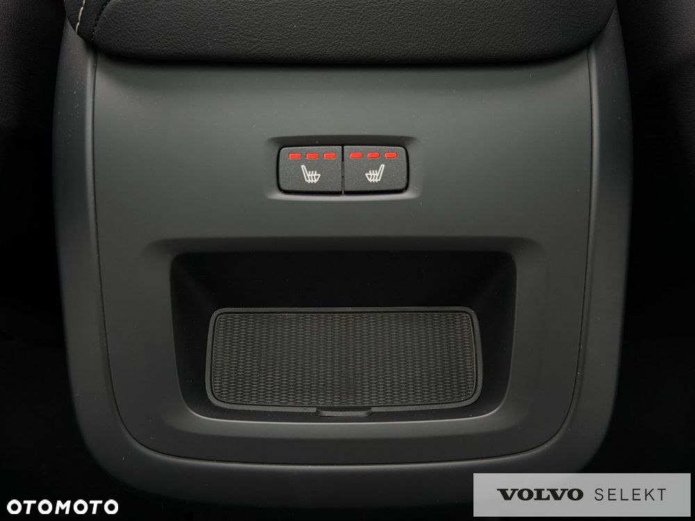 Volvo XC 60 - 30