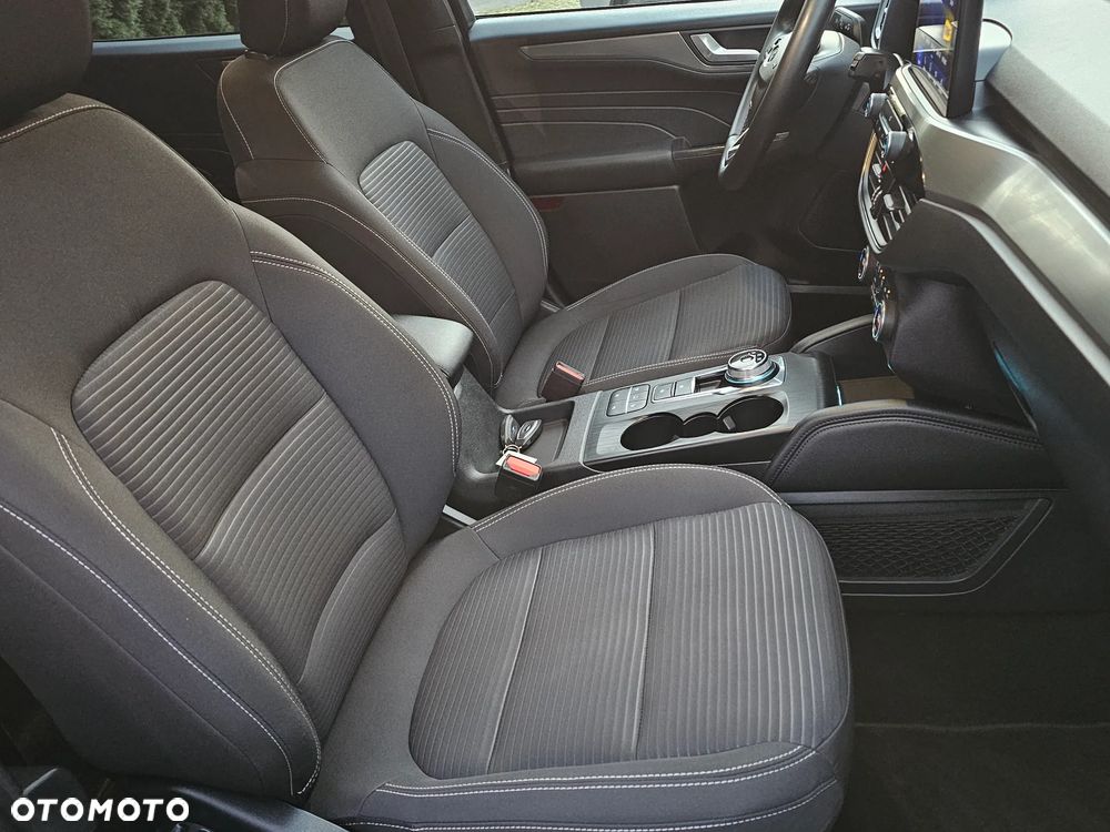 Ford Kuga 1.5 EcoBlue TITANIUM - 29