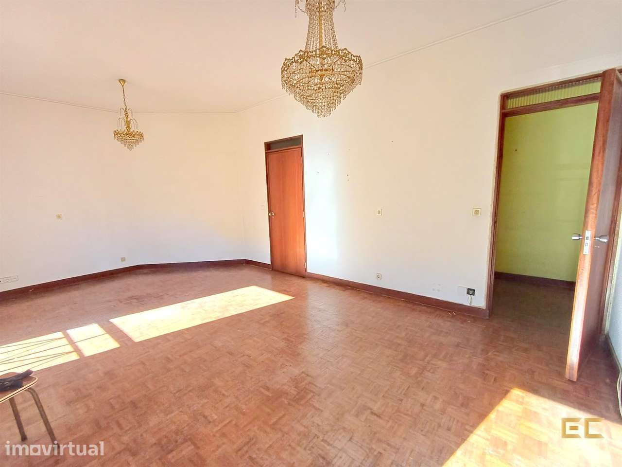 Apartamento T3 com Garagem - Abadias! - Grande imagem: 4/30