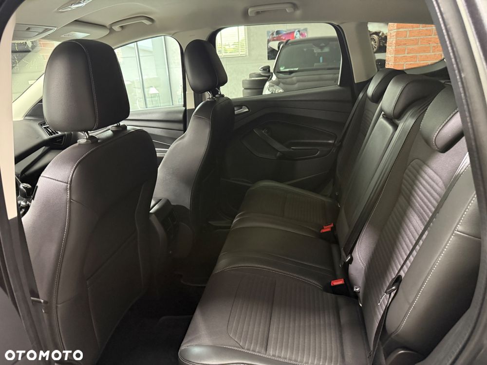 Ford Kuga 2.0 TDCi 4x4 Titanium - 17