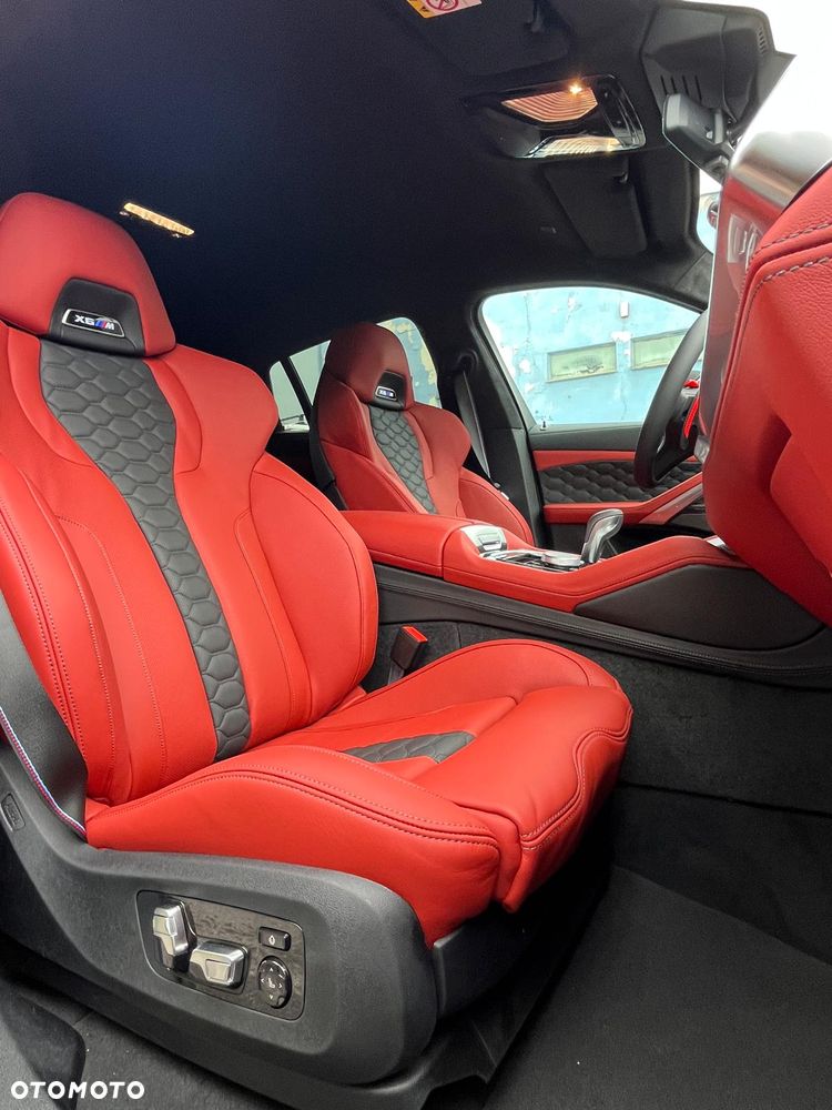BMW X6M - 21