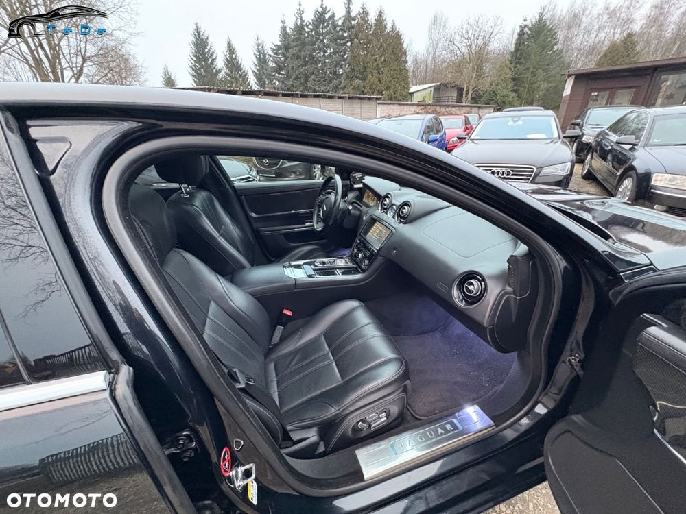 Jaguar XJ 3.0 D V6 Supersport - 40