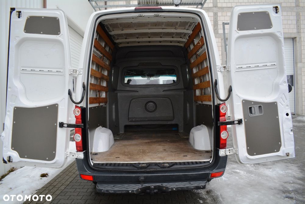 Volkswagen CRAFTER 35 2.0 TDI - 18