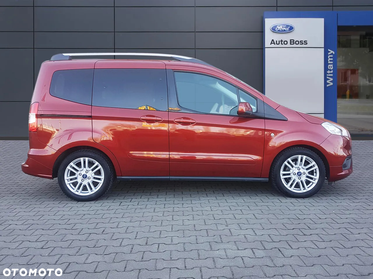 Ford Tourneo Courier 1.5 TDCi Titanium - 6
