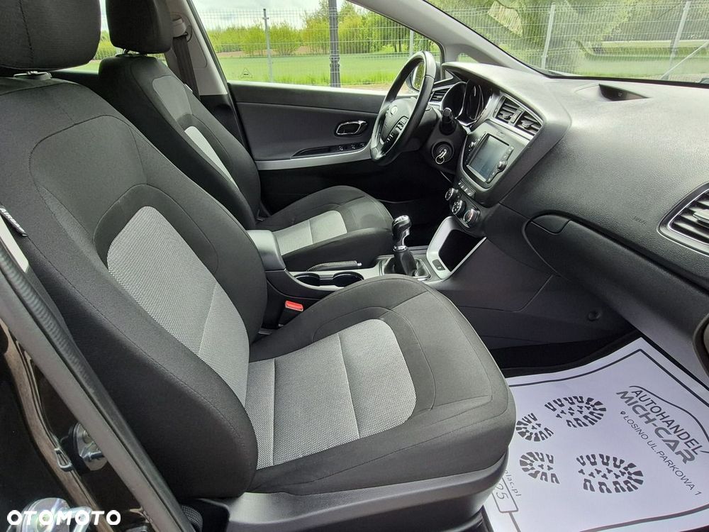 Kia Ceed - 26
