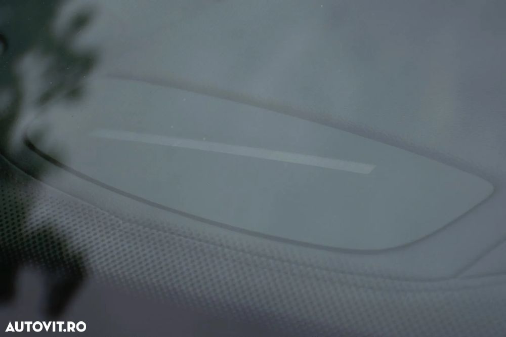Volvo XC 90 D5 AWD R-Design - 32