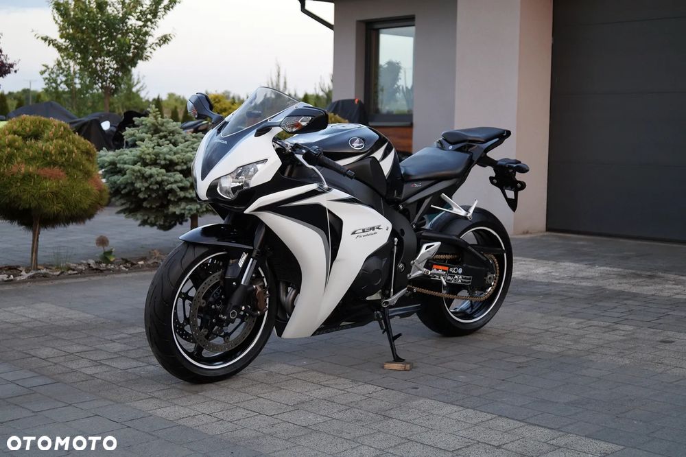 Honda CBR - 2