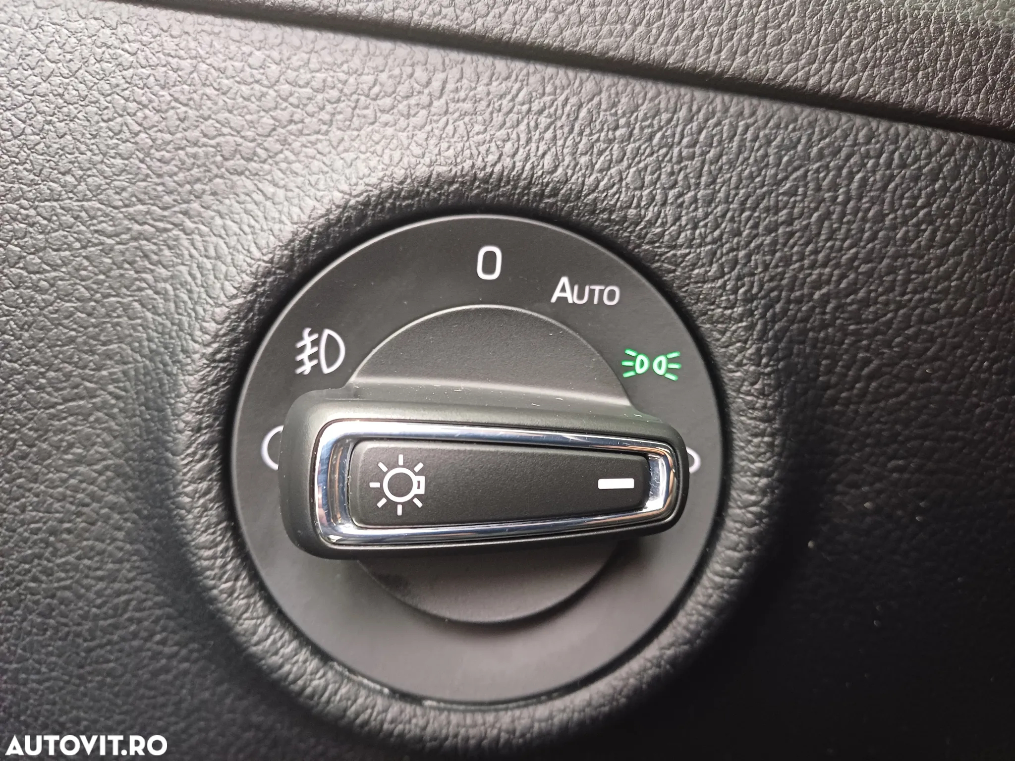 Skoda Superb 1.5 TSI DSG Ambition - 10