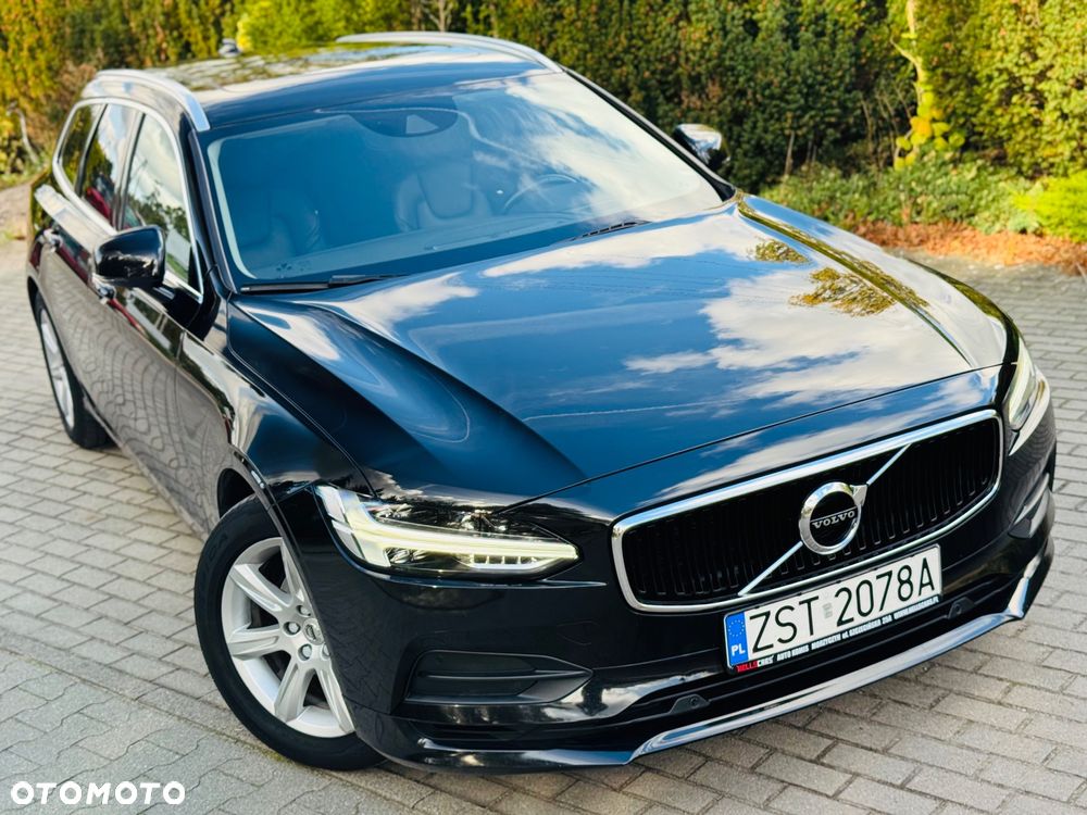 Volvo V90 D3 Geartronic Momentum Pro - 32