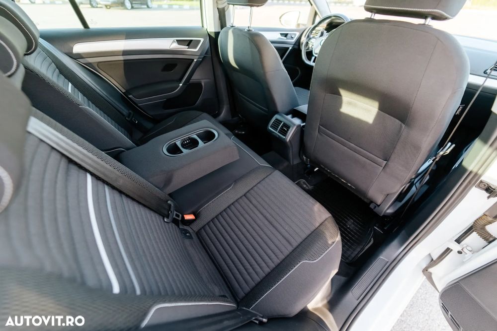Volkswagen Golf 1.6 TDI BlueMotion Technology DSG Cup - 8