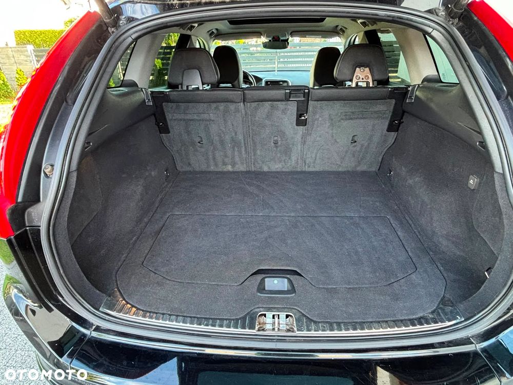 Volvo XC 60 D4 Geartronic Summum - 22