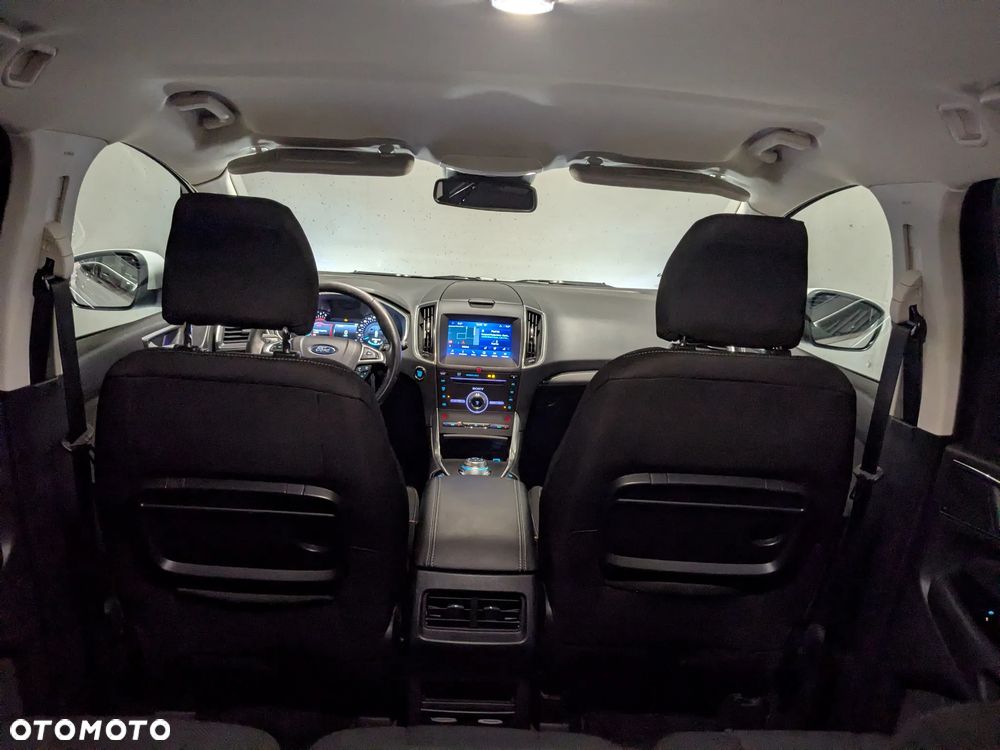 Ford S-Max 2.5 Duratec FHEV TITANIUM - 9