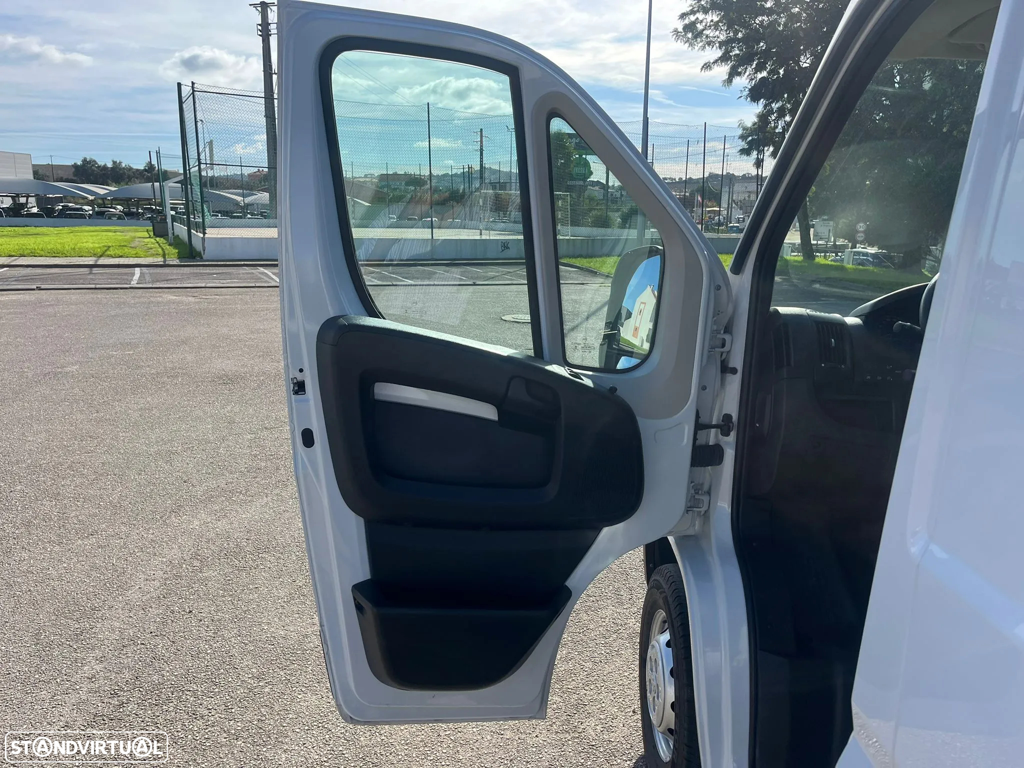 Peugeot Boxer 2.2 BlueHDi 120cv L3 H3 - IVA DEDUTÍVEL - 17