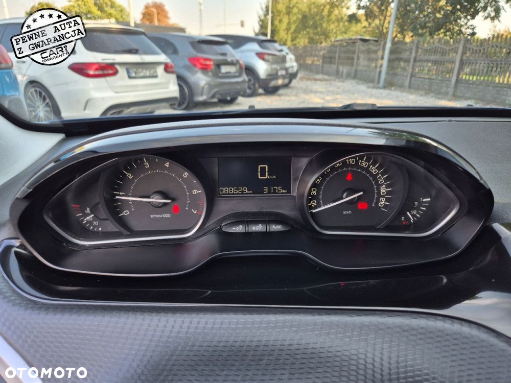 Peugeot 2008 1.2 Pure Tech Signature - 25