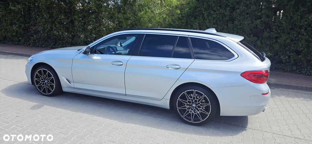 BMW Seria 5 520d M Sport Edition - 11