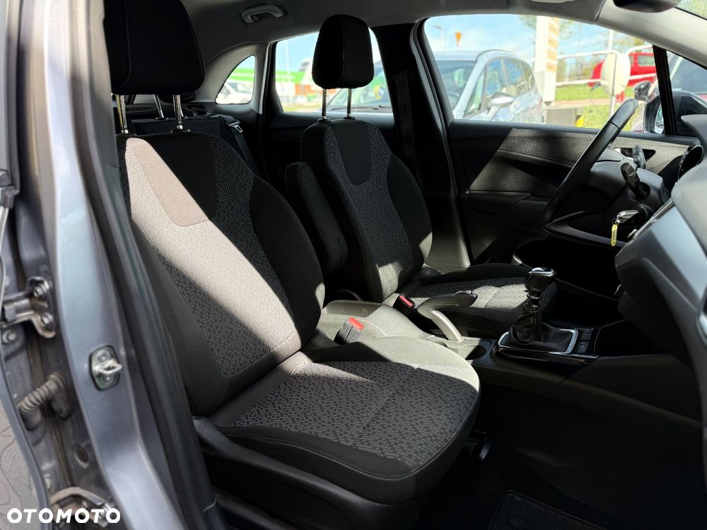 Opel Crossland X - 16