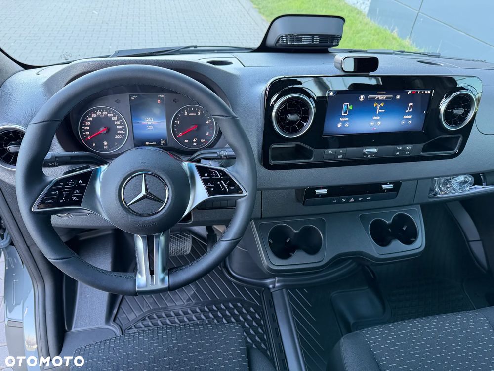 Mercedes-Benz Sprinter 319 CDI Podwozie 4325 mm - Autolaweta KEGGER - 28