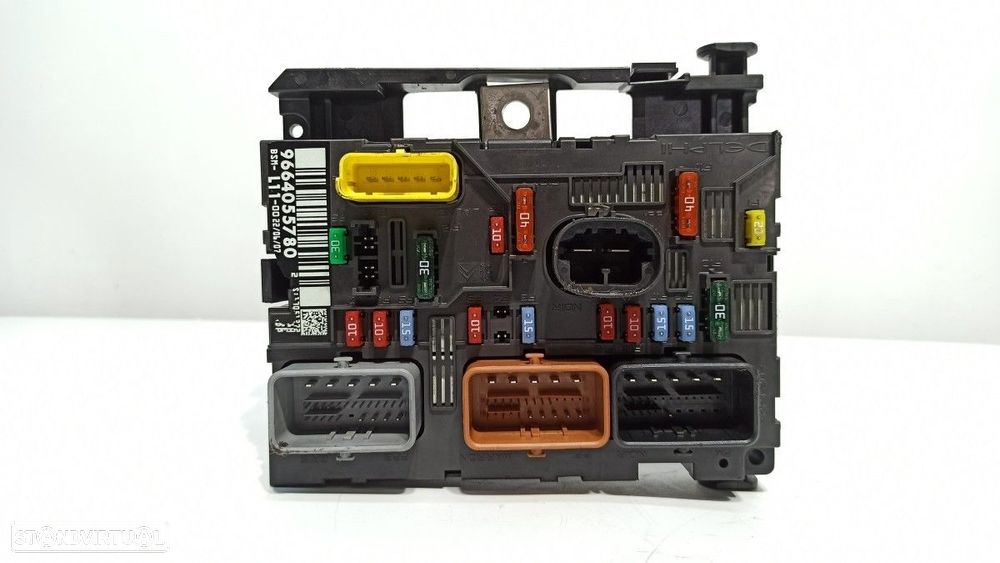 CAIXA DE RELÉS/ FUSÍVEIS PEUGEOT 307 BERLINA (S2) XS - 5