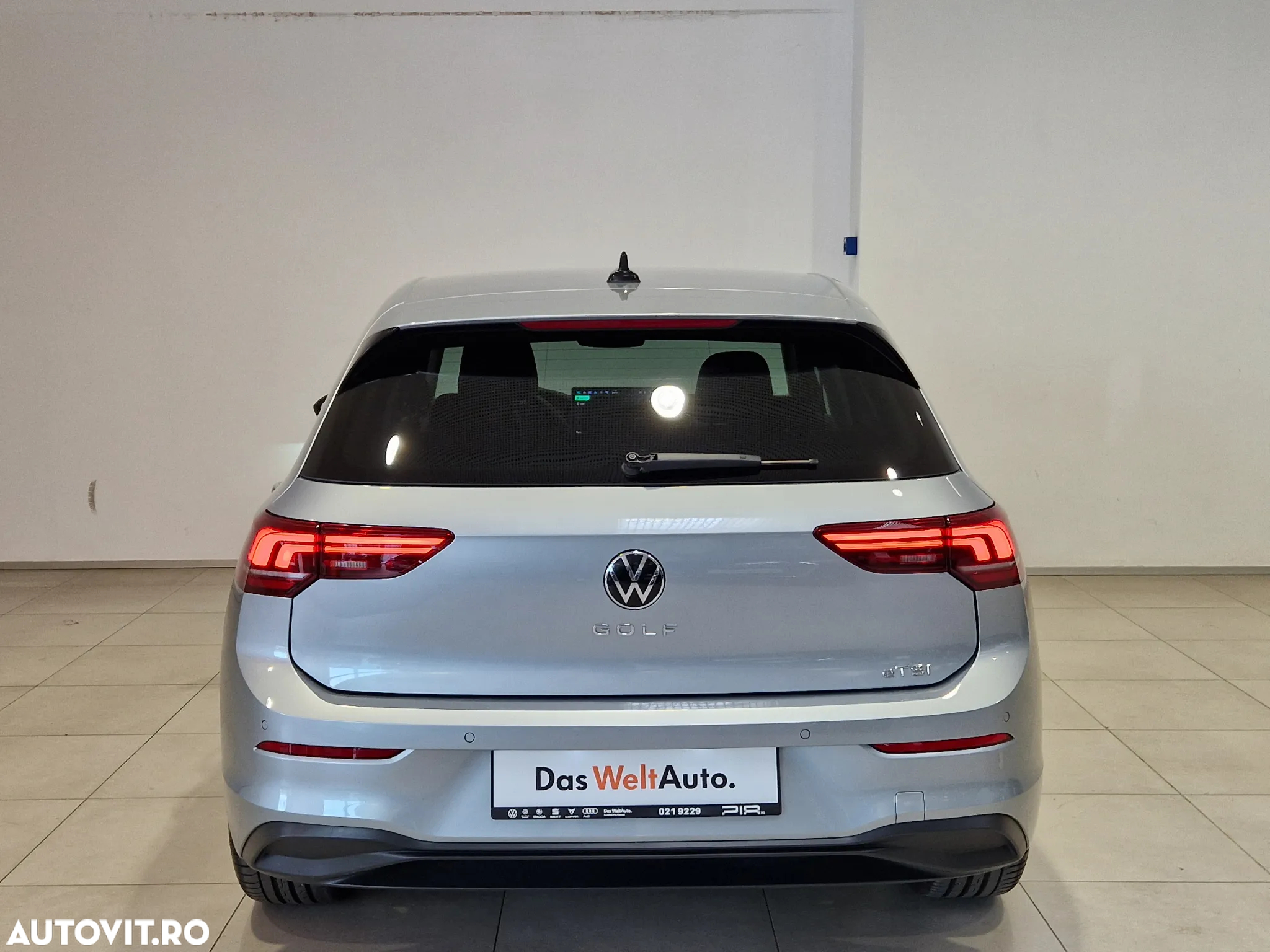 Volkswagen Golf 1.5 eTSI DSG MHEV Advanced - 8