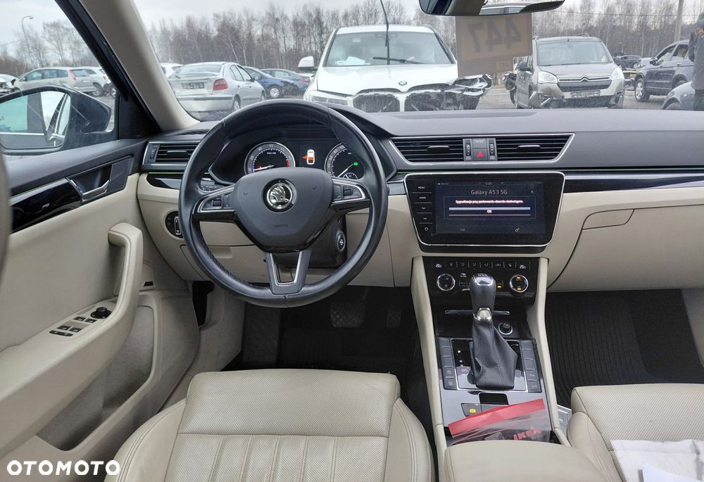 Skoda Superb 1.8 TSI L&K DSG - 13