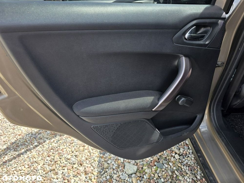 Peugeot 2008 1.2 Pure Tech Active - 13