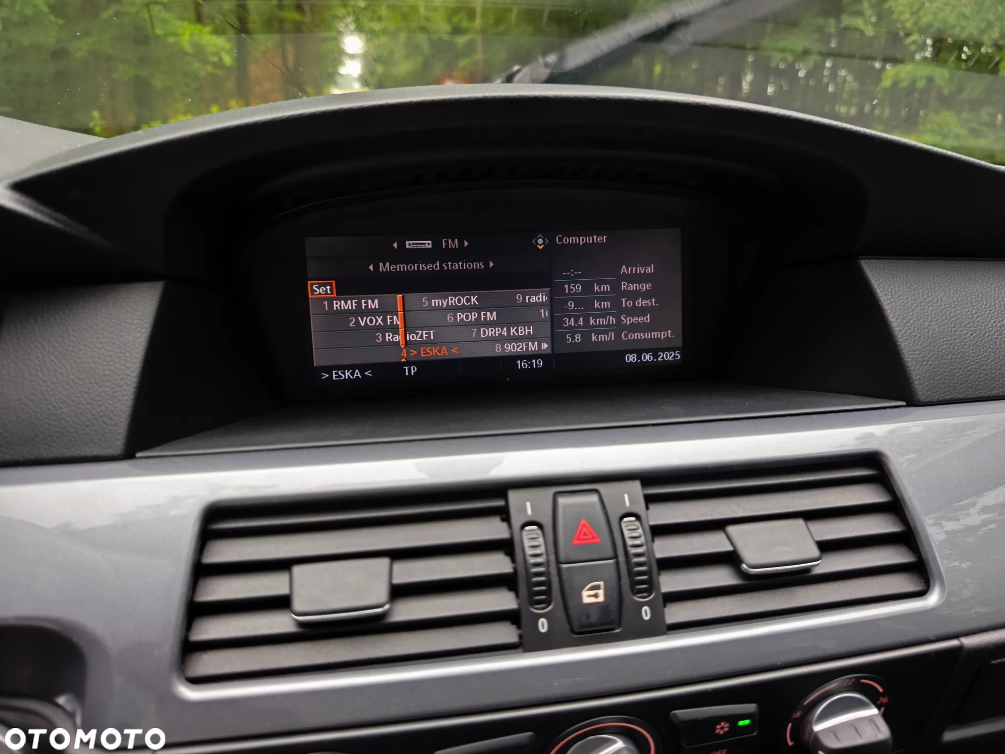 BMW Seria 5 520i - 11