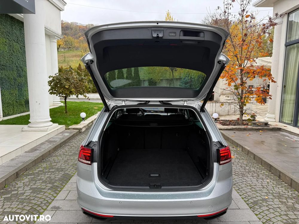 Volkswagen Passat Variant 2.0 TDI SCR DSG Business - 10