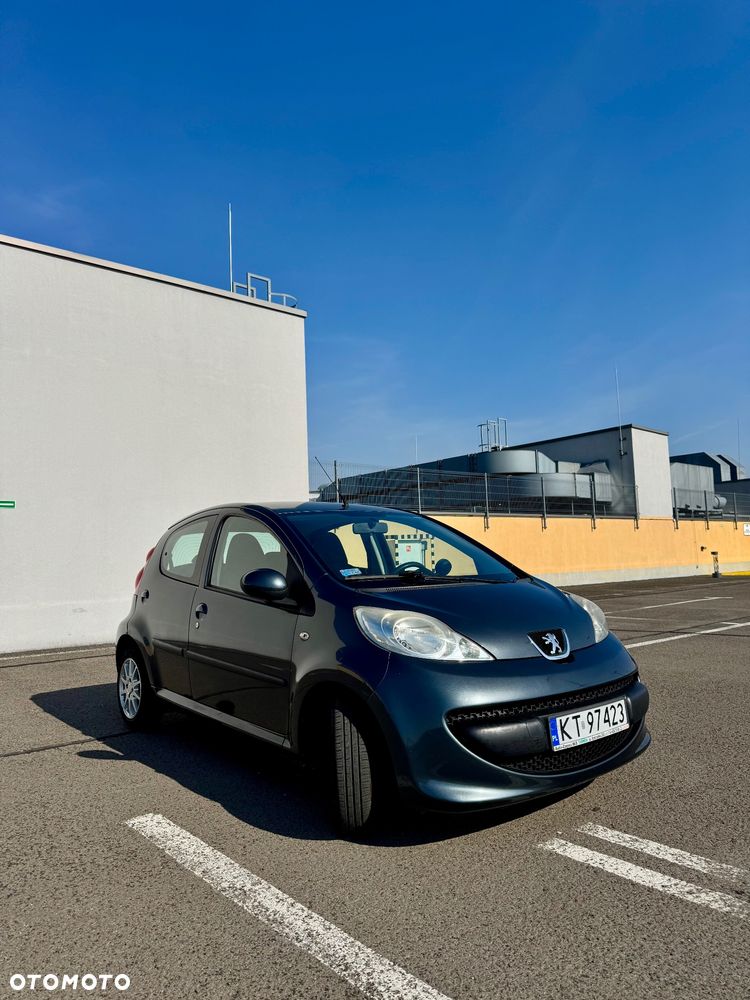 Peugeot 107 2007 photo 4
