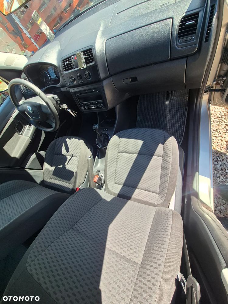 Skoda Roomster 1.2 TSI - 8