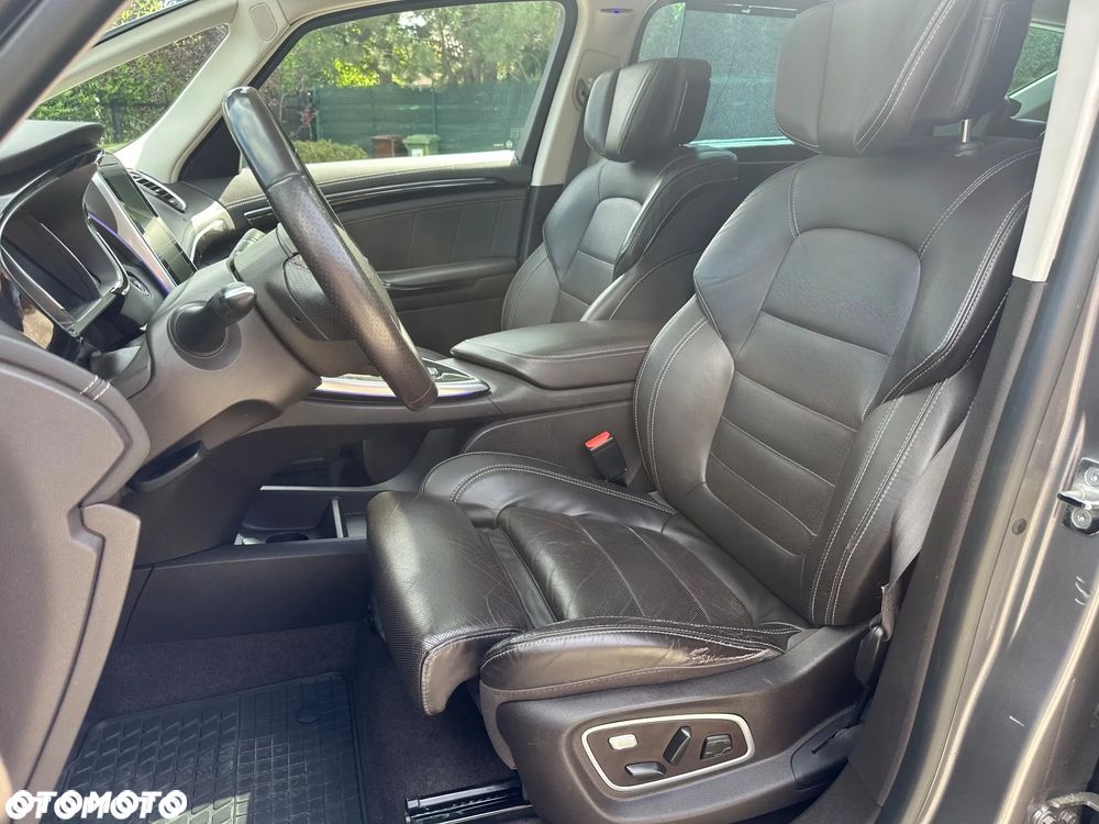 Renault Espace 1.6 dCi Energy Initiale Paris EDC - 6