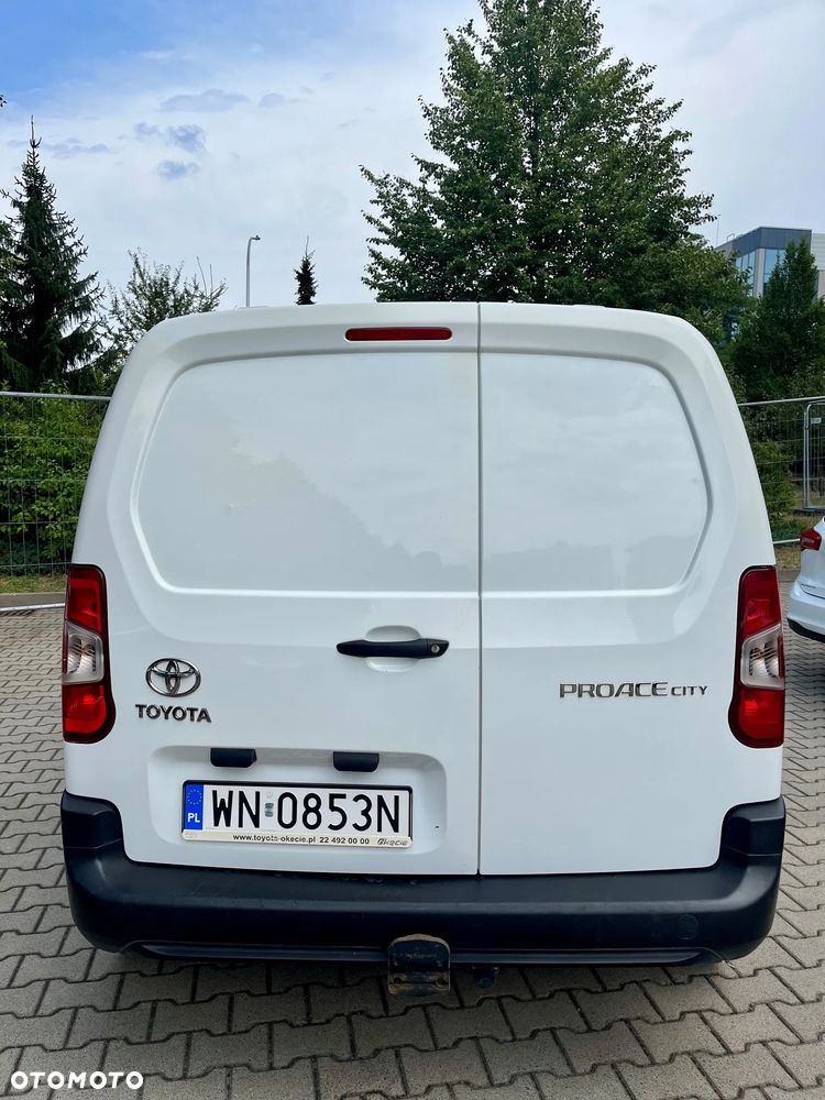 Toyota Proace City - 10