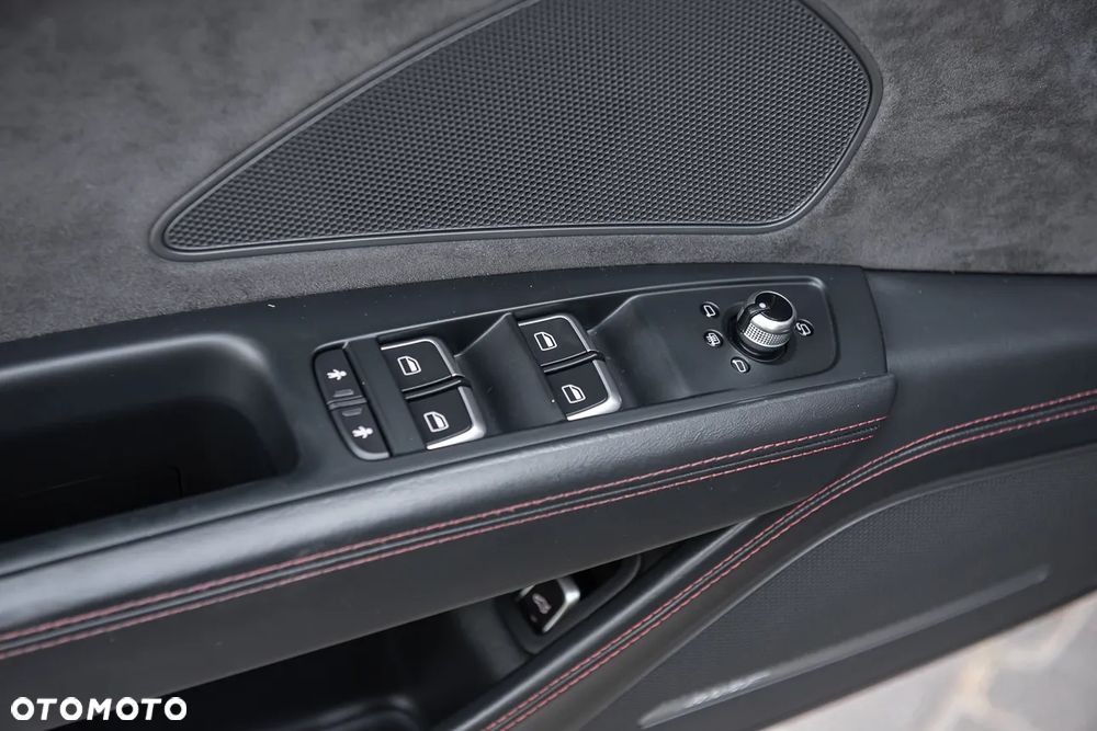 Audi S8 Plus 4.0 TFSI Quattro - 18