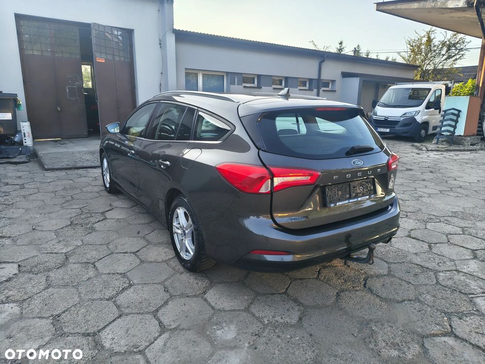 Ford Focus - 4