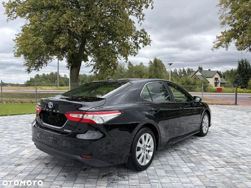Toyota Camry Business Edition - 5
