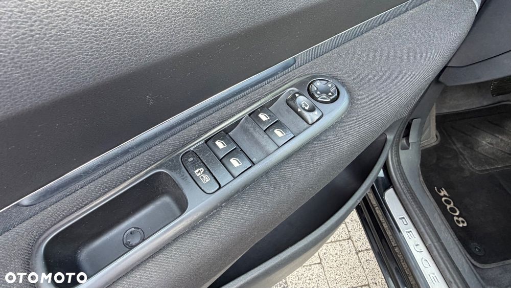 Peugeot 3008 1.6 Allure - 17