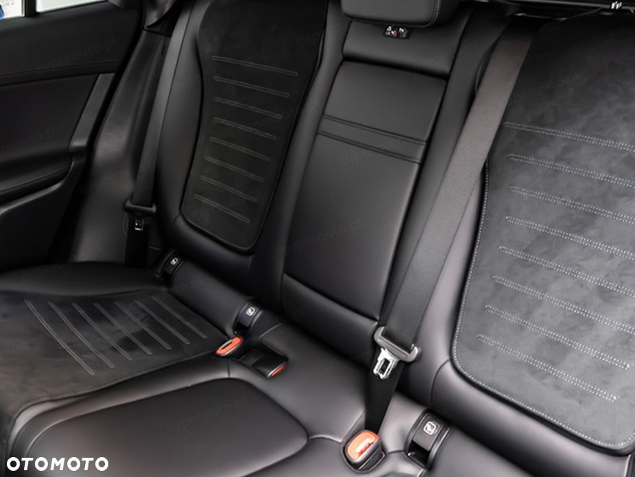 Mercedes-Benz GLC 200 d mHEV 4-Matic AMG Line - 12