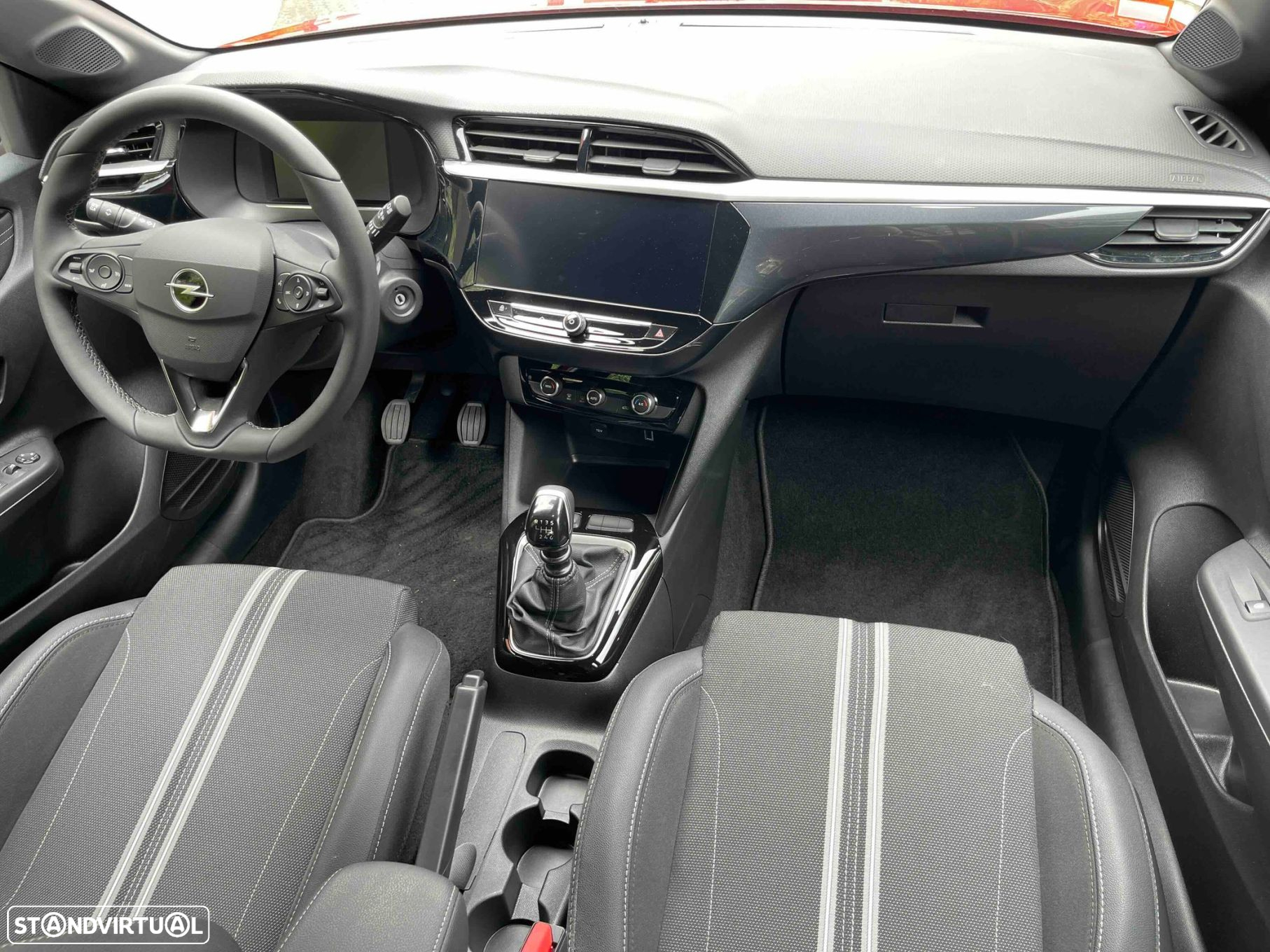 Opel Corsa 1.2 T GS - 30