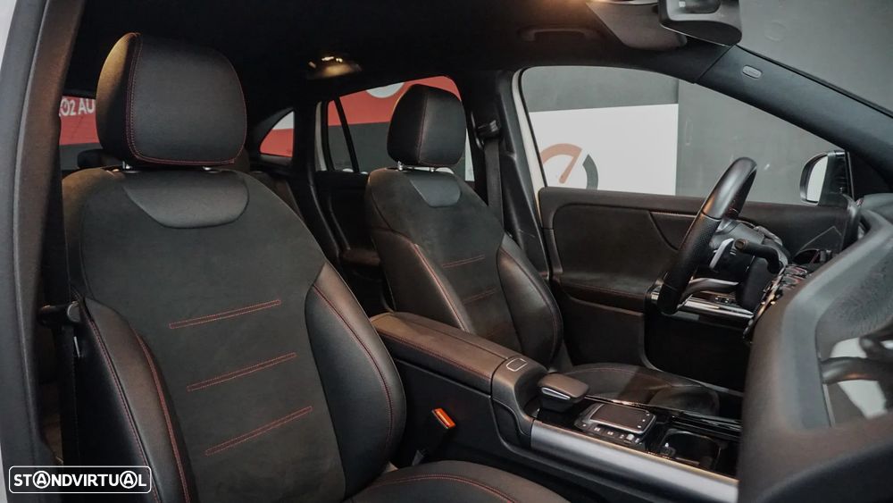 Mercedes-Benz GLA 180 d AMG Line - 16