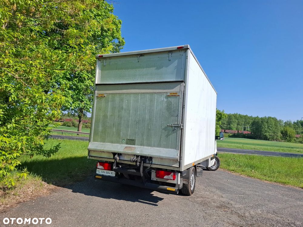 Volkswagen CRAFTER* KONTENER* WINDA 750 kg* UDT * KLIMATYZACJA * F-Vat 23% - 12