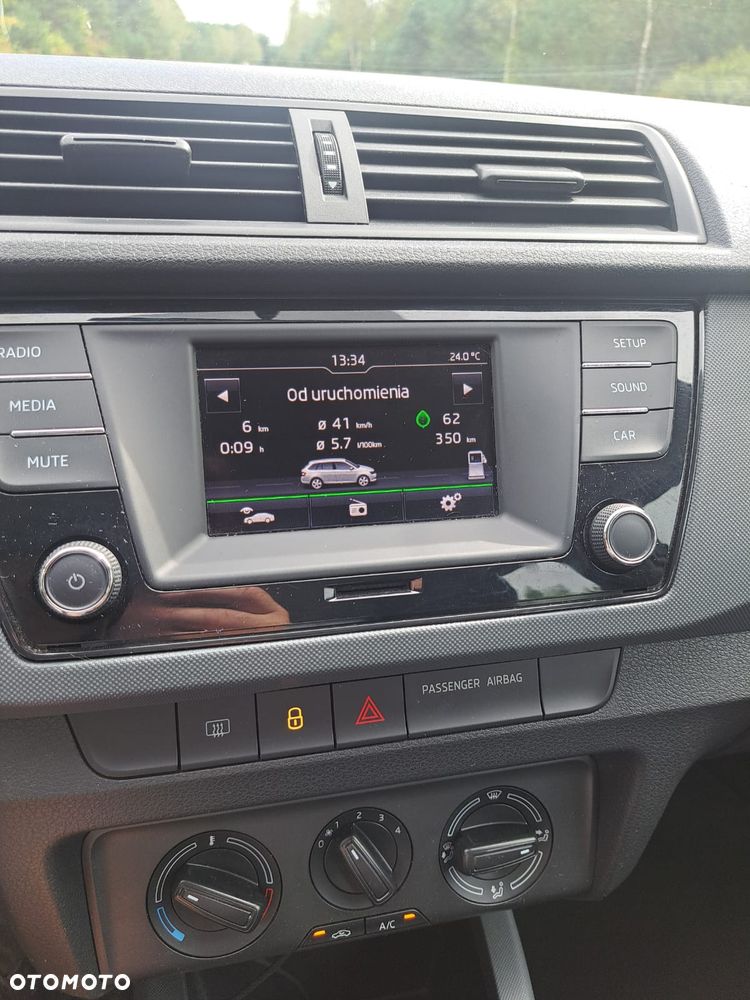 Skoda Fabia 1.0 MPI Cool Plus - 22