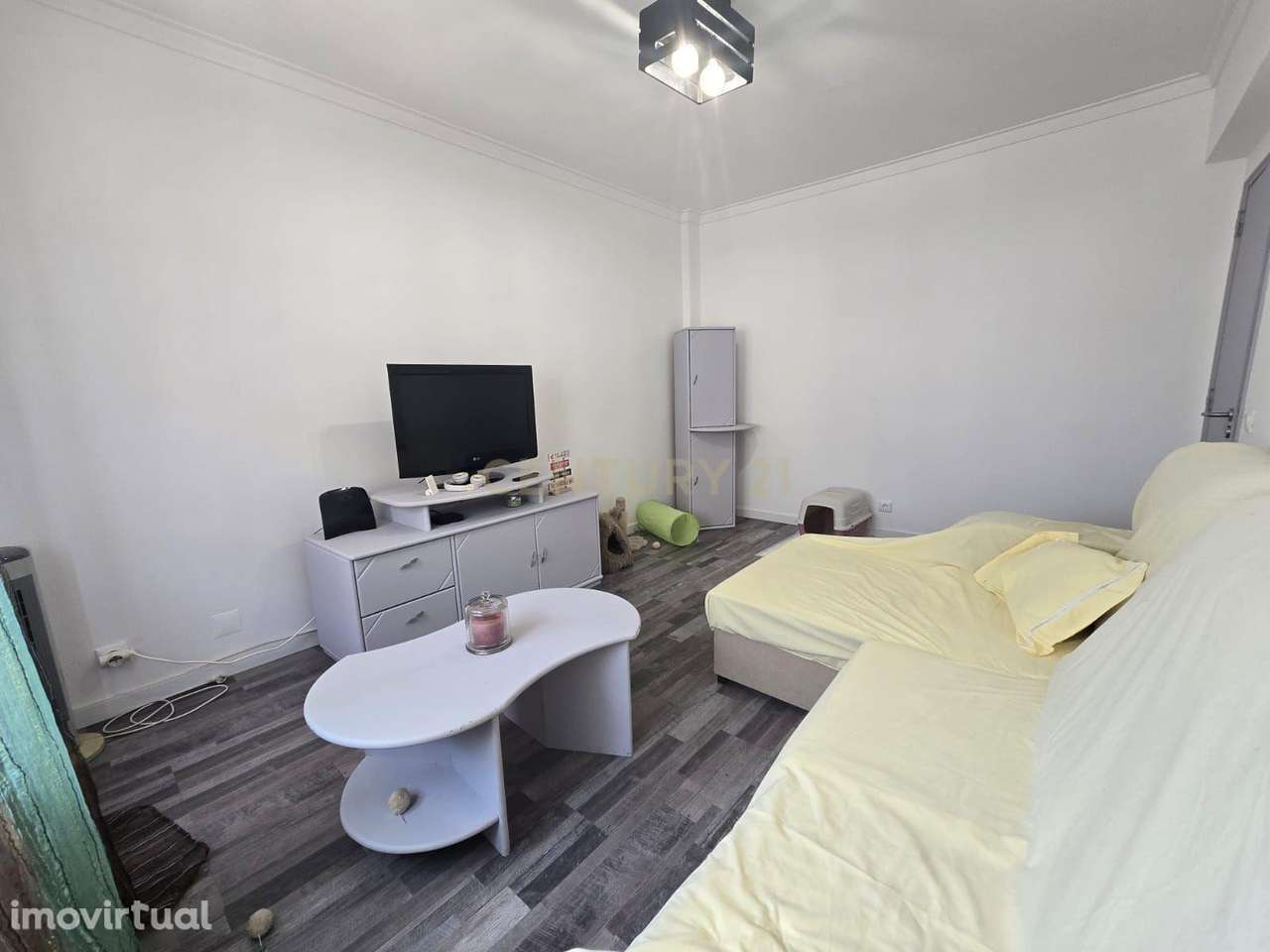 Apresentamos este apartamento T2 com 68.9m² de área útil, localizado n - Grande imagem: 5/30